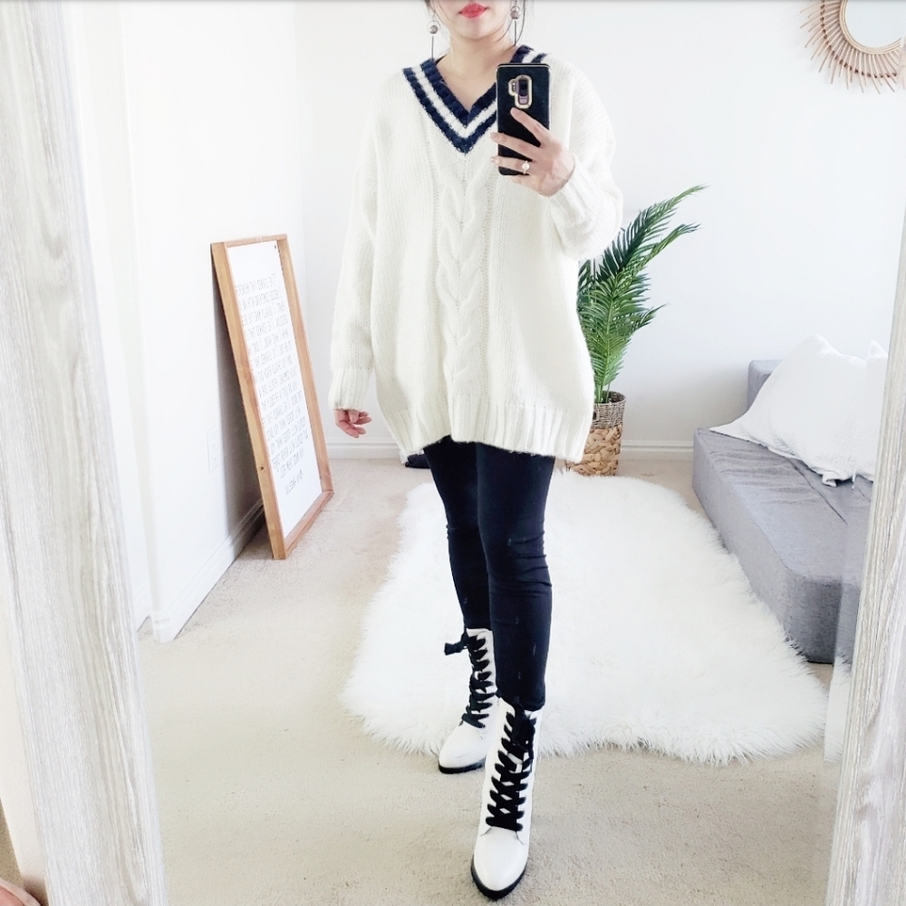 NWOT AERIE OVERSIZE SWEATER SIZE XS